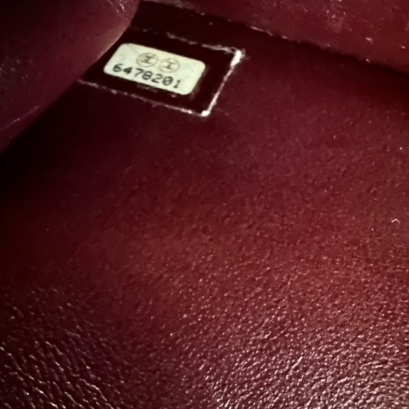 CHANEL 2000-2001 Turnlock Half Flap Medium Black Lambskin - Picture 2 of 10